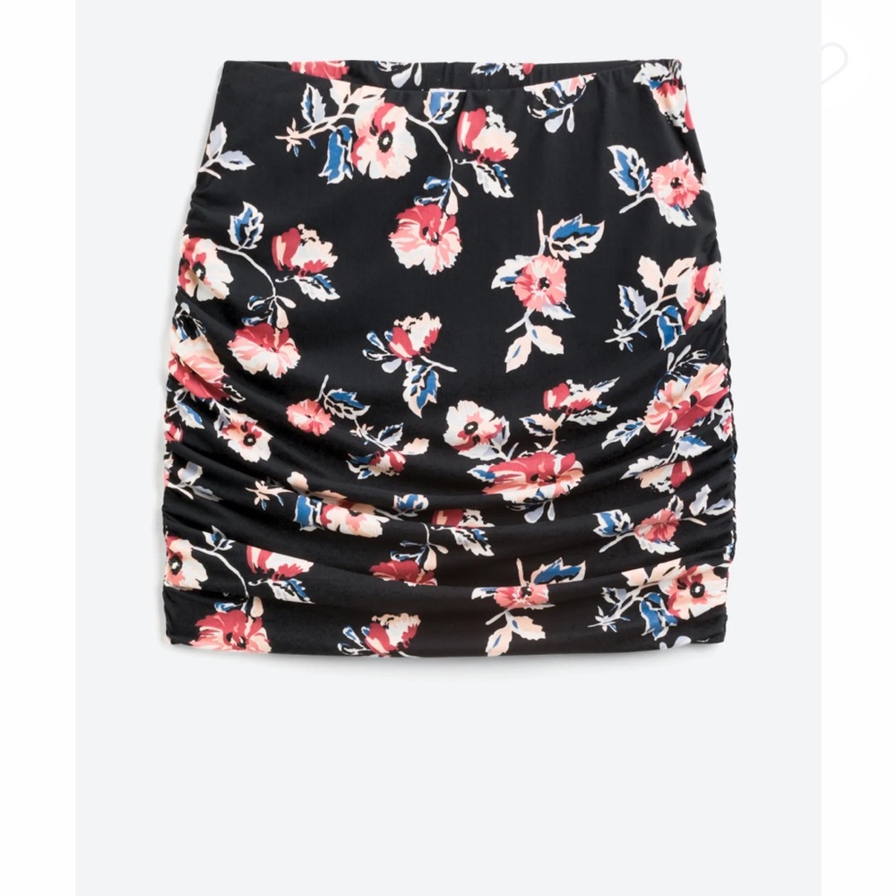 French Grey Black and Pink Ruched Mini Skirt